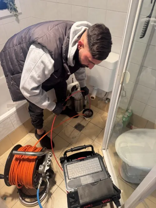 Nick Plumber working